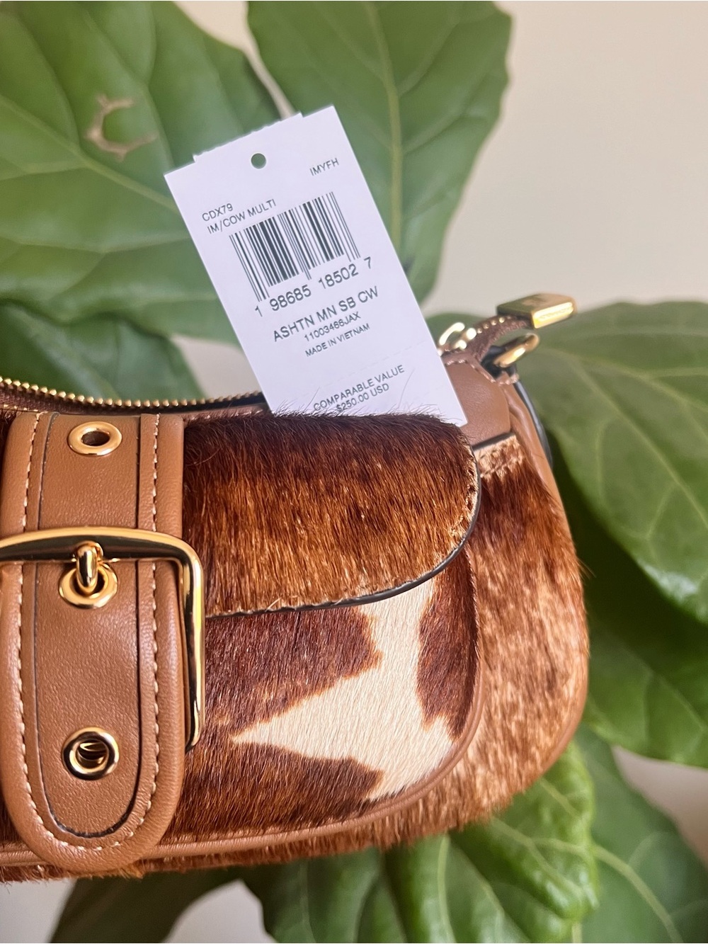 NWT Coach! Ashton Mini Shoulder Bag
In Haircalf With Cow Print - Picture 7 of 9